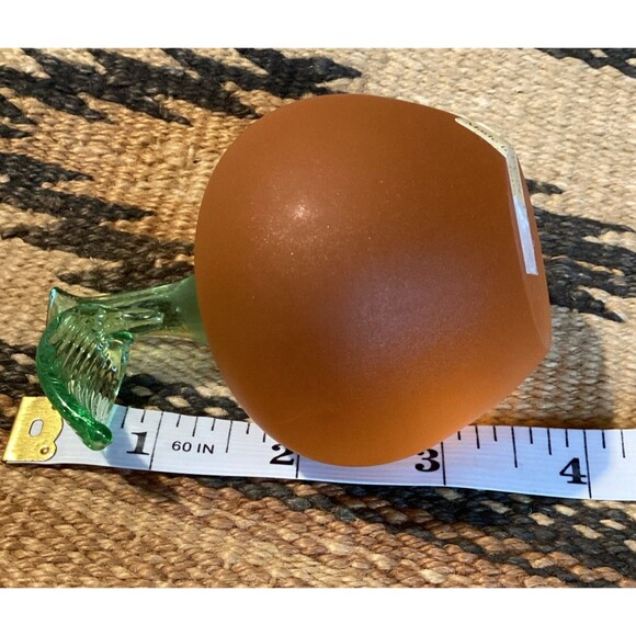 Frosted Glass Art Peach Paperweight by Crowning Touch With Sticker Made Taiwan - Picture 11 of 16